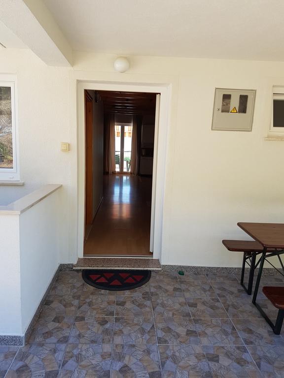 Apartmani Amila-Pisak Exterior foto